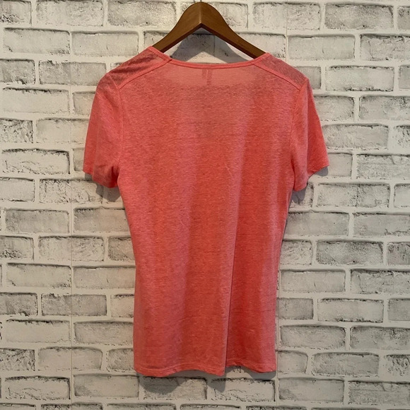 Women’s Banana Republic The signature tee pink 100% linen Small - Picture 2 of 5